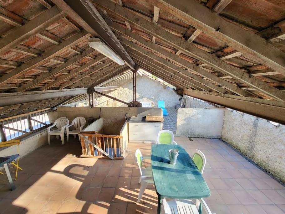 Maison 3 Chambres Avec Piscine Couverte Lespignan Exteriör bild