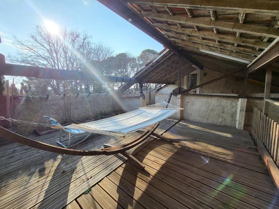 Maison 3 Chambres Avec Piscine Couverte Lespignan Exteriör bild